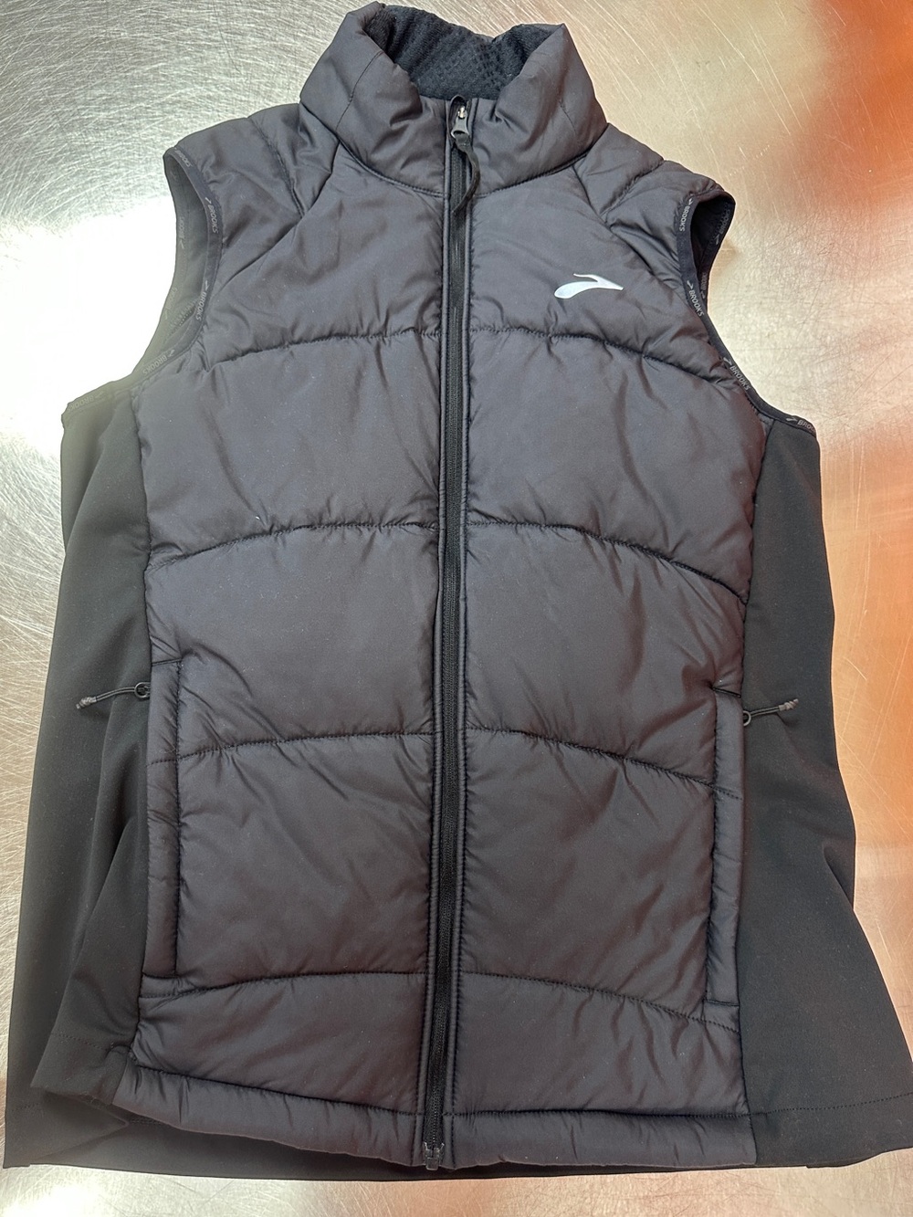 Brooks Women’s Shield Hybrid Vest 3.0 Black Size Small Running Vest